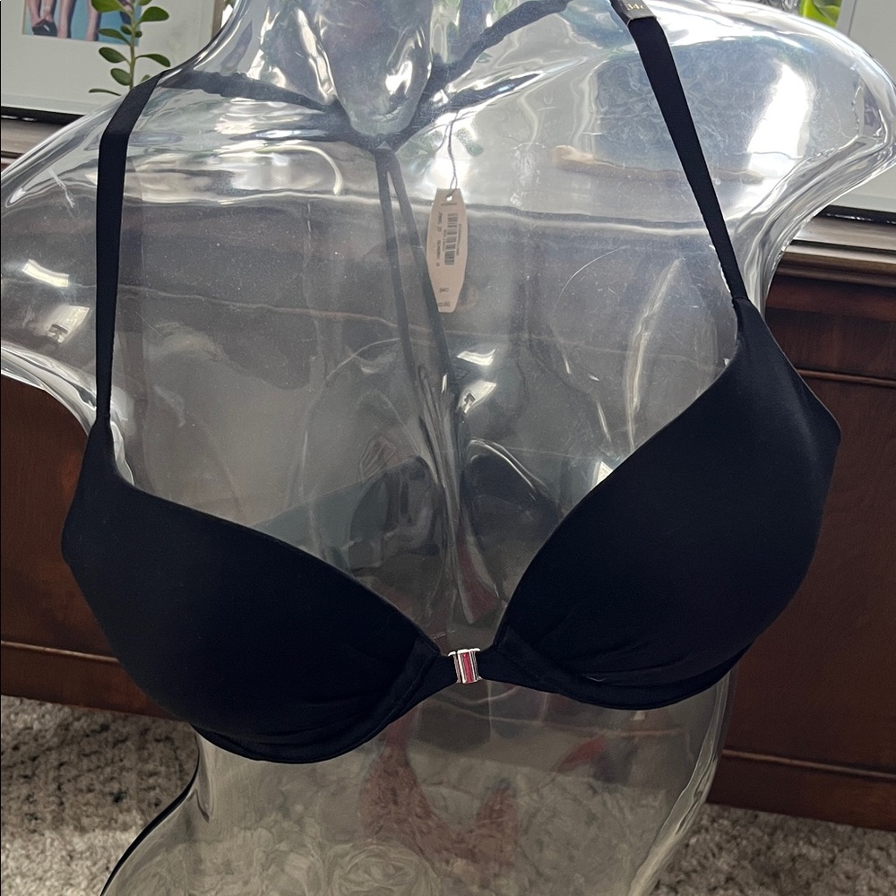 NWT fabulous by Victoria’s Secret plunge push-up size 34C